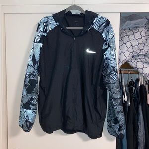 Nike Running Plus Size Windbreaker 3X